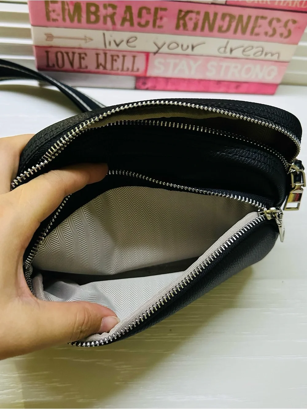 Classic Crossbody Camera Bag Color Black